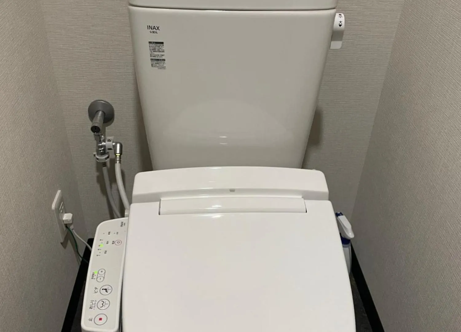 Apartment Shinsekai / Tennoji Zoo / Tsutenkaku Tower Osaka Japan