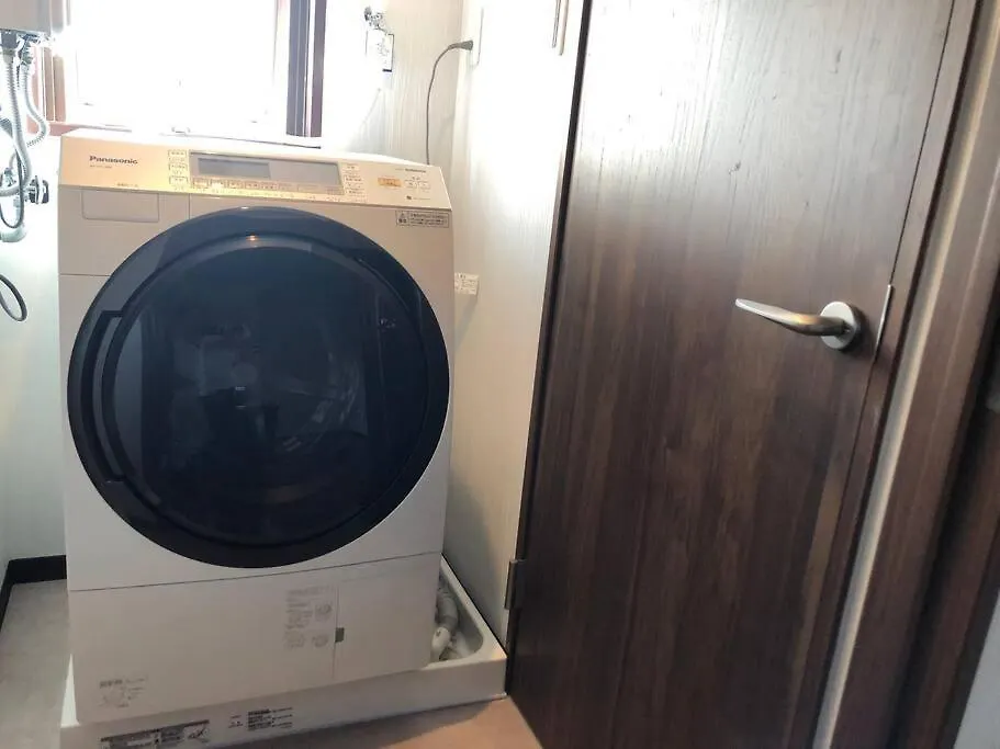 Apartment Shinsekai / Tennoji Zoo / Tsutenkaku Tower Osaka